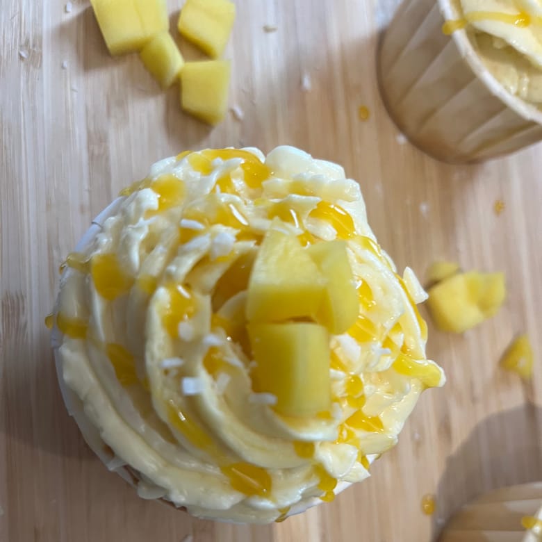 Mango & coconut cupcake with fresh mango